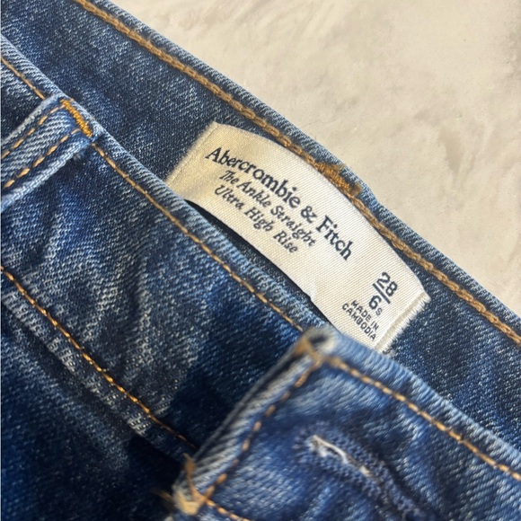 Ultra High Rise Ankle Straight Jean - Picture 5 of 5